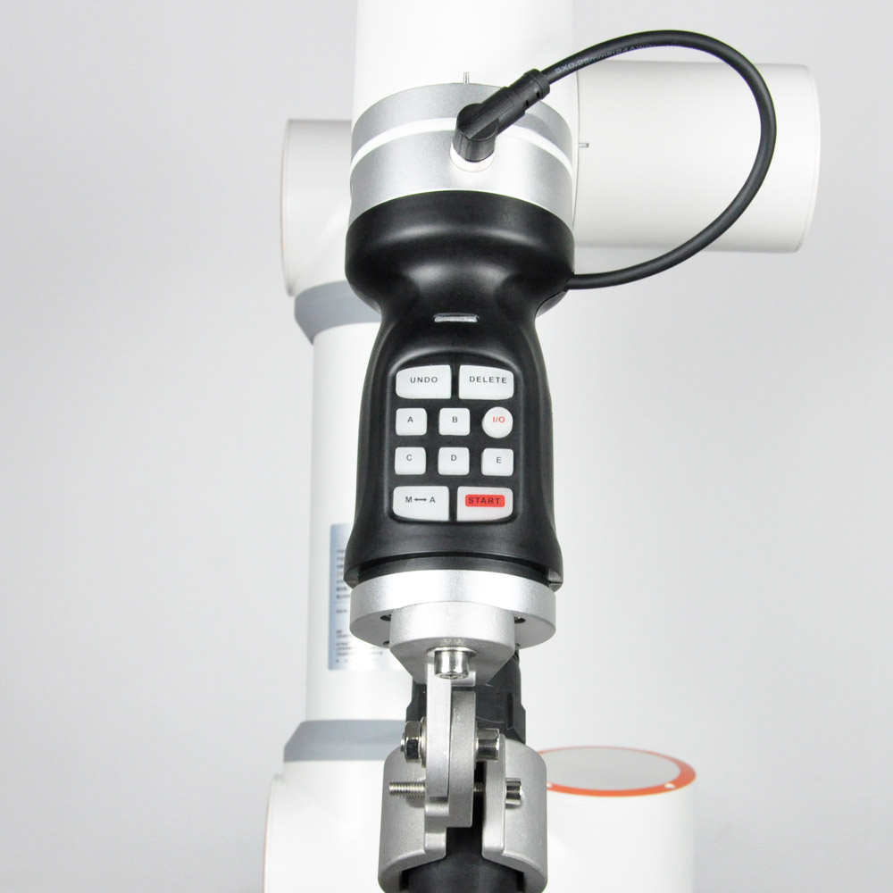 Easy Programming Smart Handle for Collaborative Robot Arm